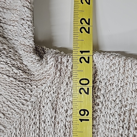 DB Sunday (by Dressbarn) terry cloth sweatshirt in cream & tan, size Large - Picture 9 of 10